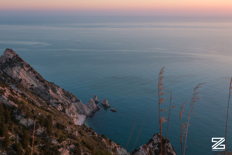 Le 2 Sorelle Sono La Spiaggia Più Bella Ditalia Del 2019